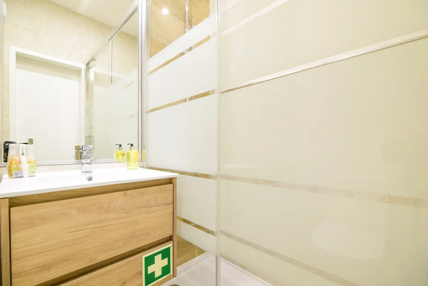 Timeless Beach II — interior 21